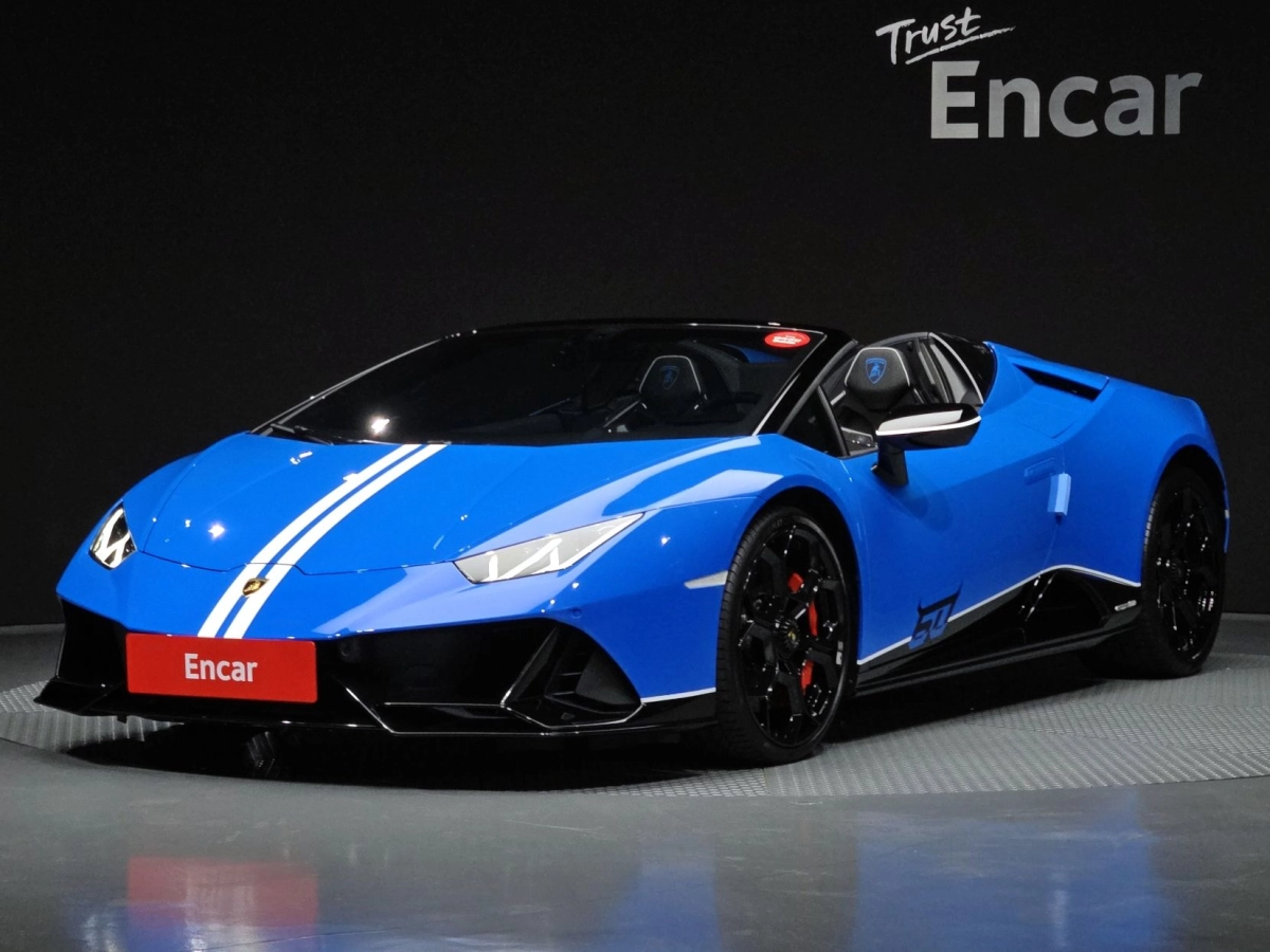 LAMBORGHINI HURACAN  2023