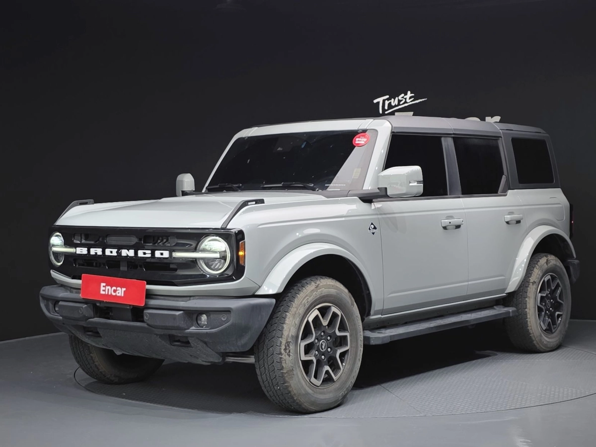 FORD BRONCO  2023