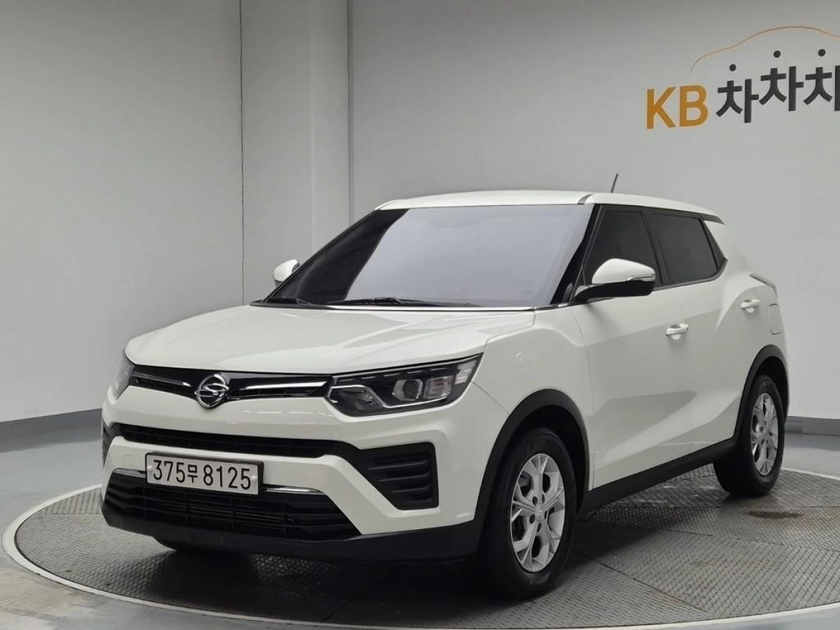 SSANGYONG TIVOLI VERY NEW