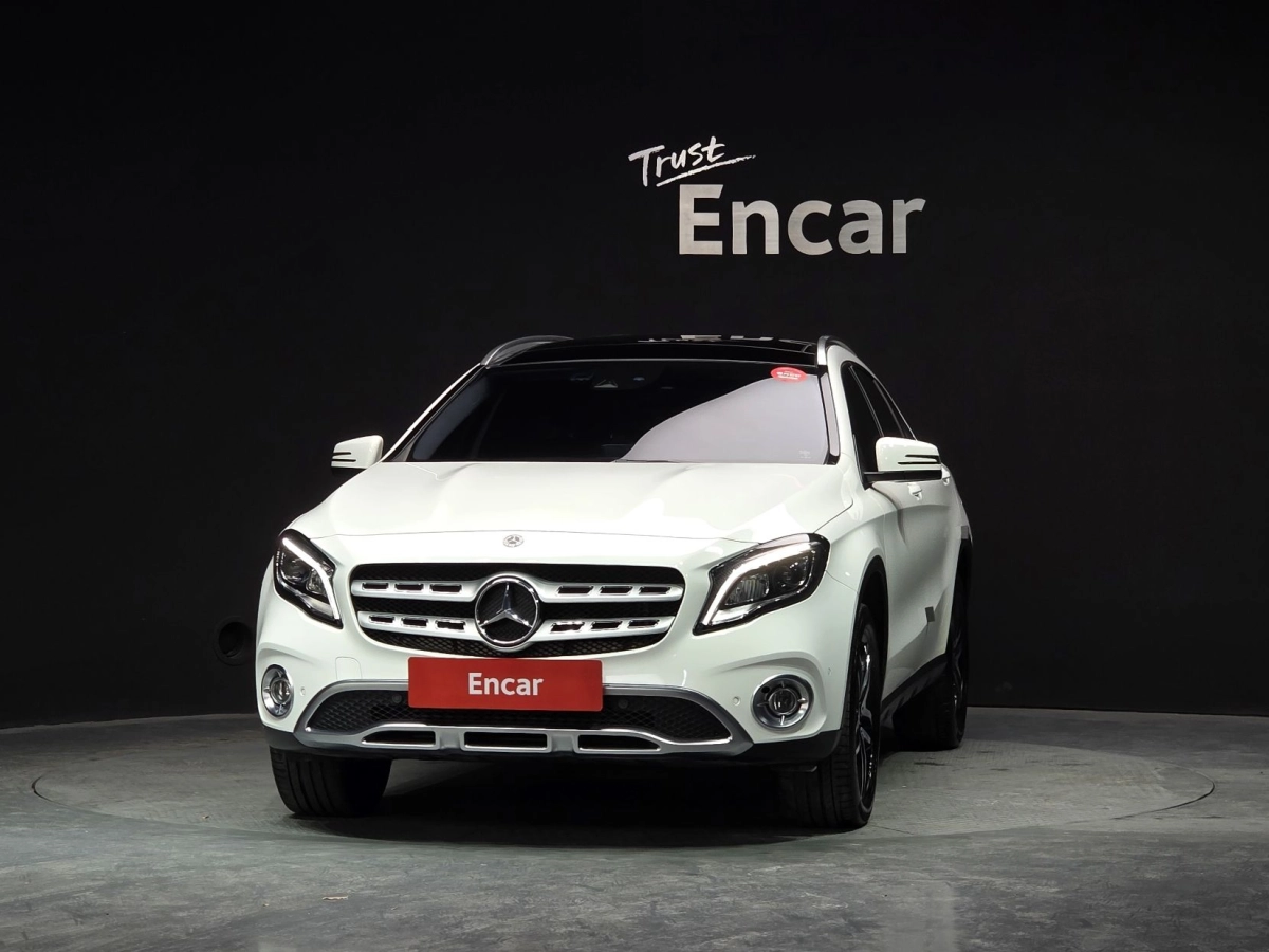 MERCEDES BENZ GLA-CLASS X156
