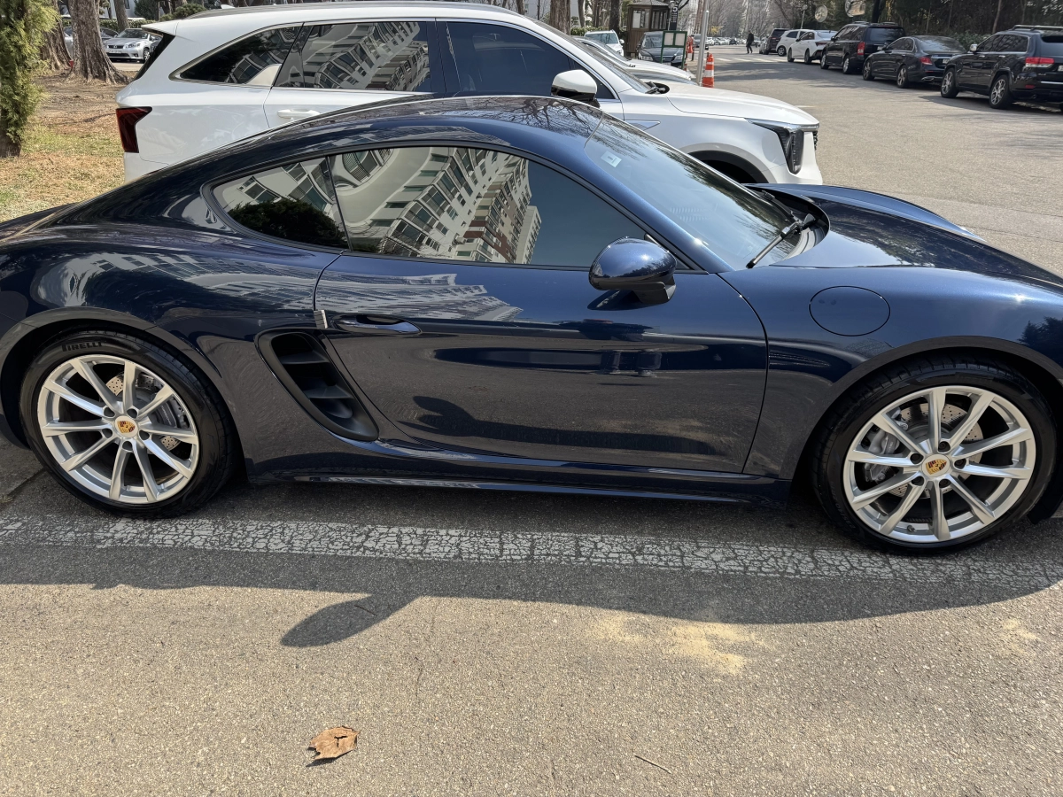 PORSCHE 718 CAYMAN 2019