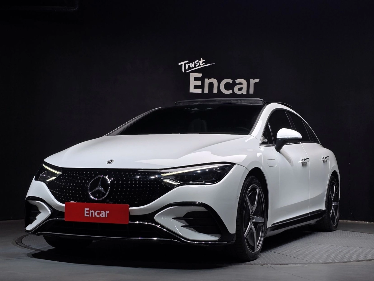 MERCEDES BENZ EQE V295  2023