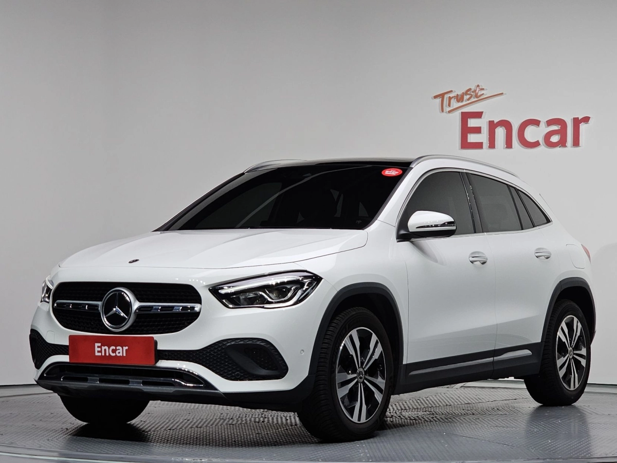 MERCEDES BENZ GLA-CLASS H247