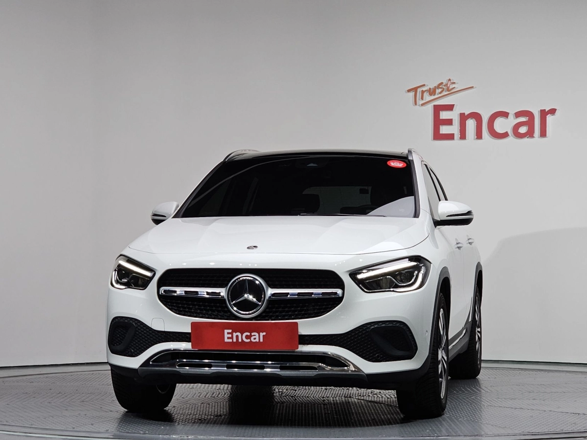 MERCEDES BENZ GLA-CLASS H247