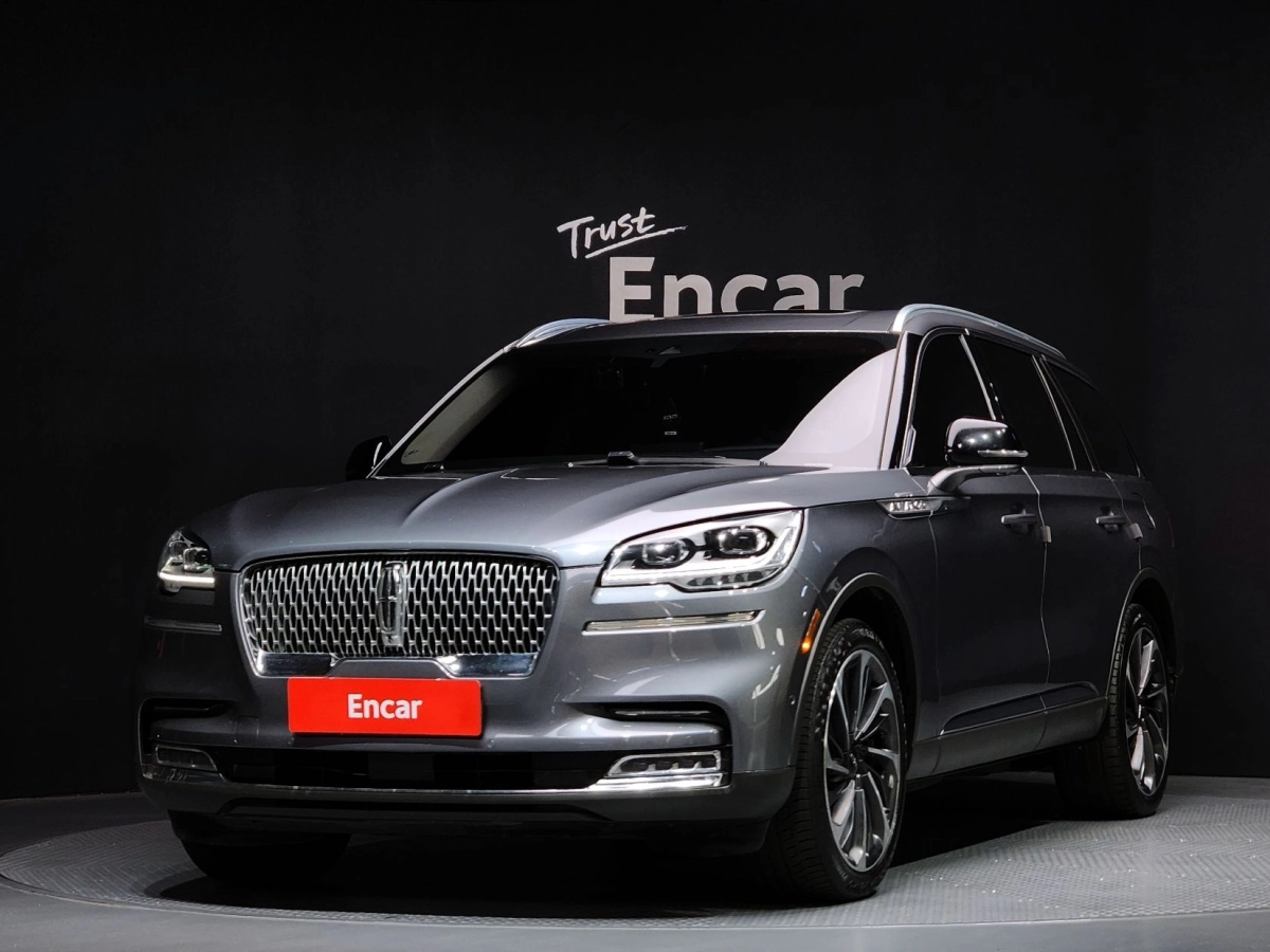 LINCOLN AVIATOR  2021