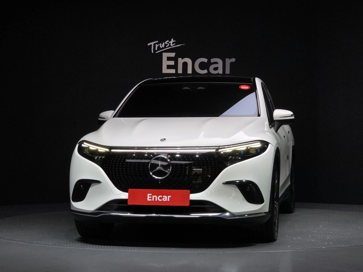 MERCEDES BENZ EQS SUV X296