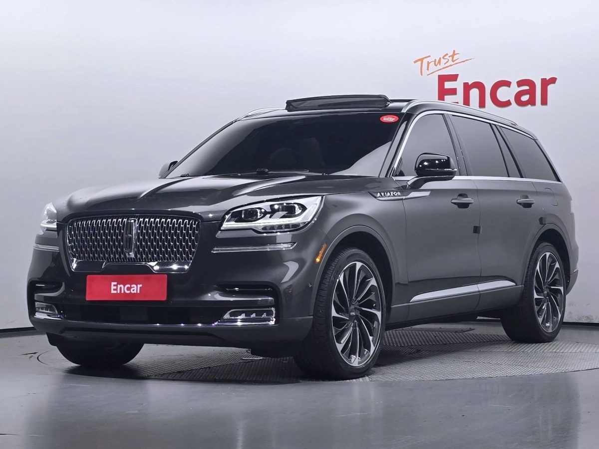 LINCOLN AVIATOR  2020