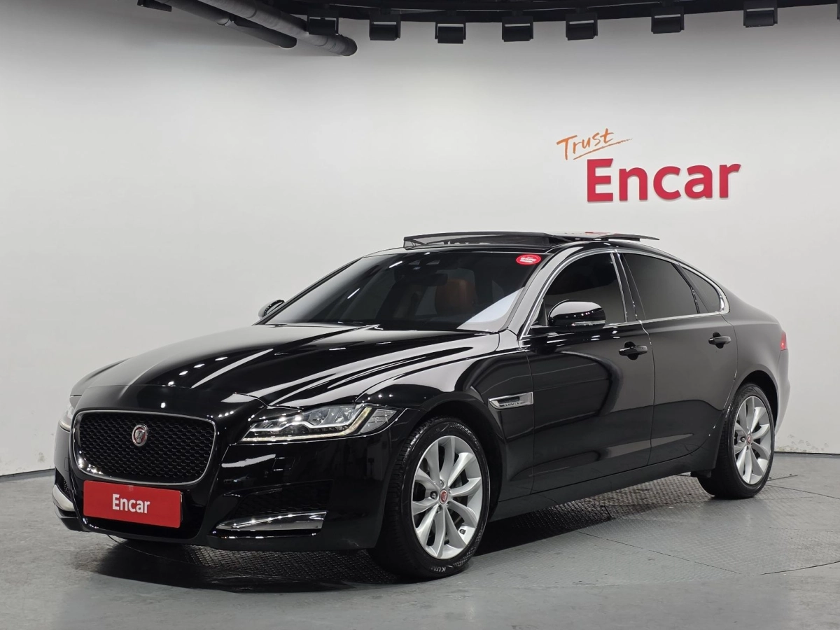 JAGUAR XF X260  2019