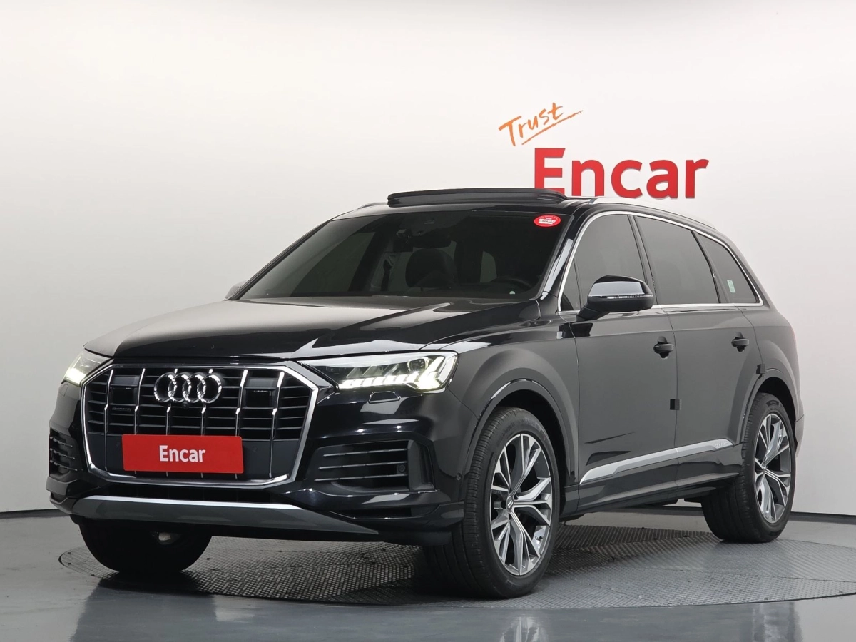 AUDI Q7 4M