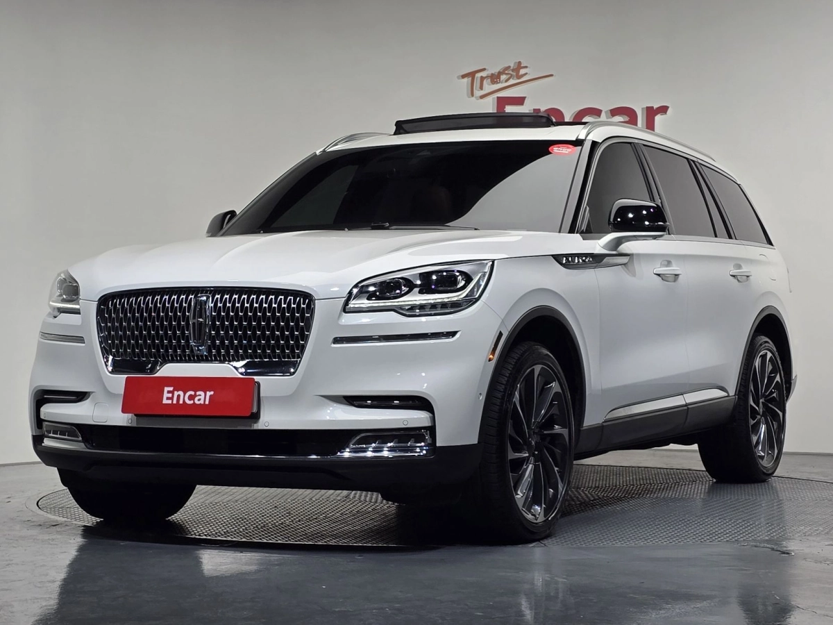 LINCOLN AVIATOR  2020