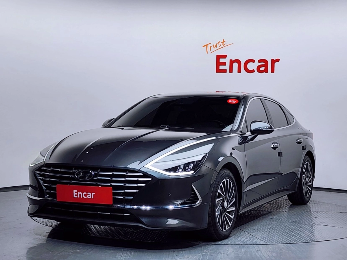 HYUNDAI SONATA HYBRID DN8  2022