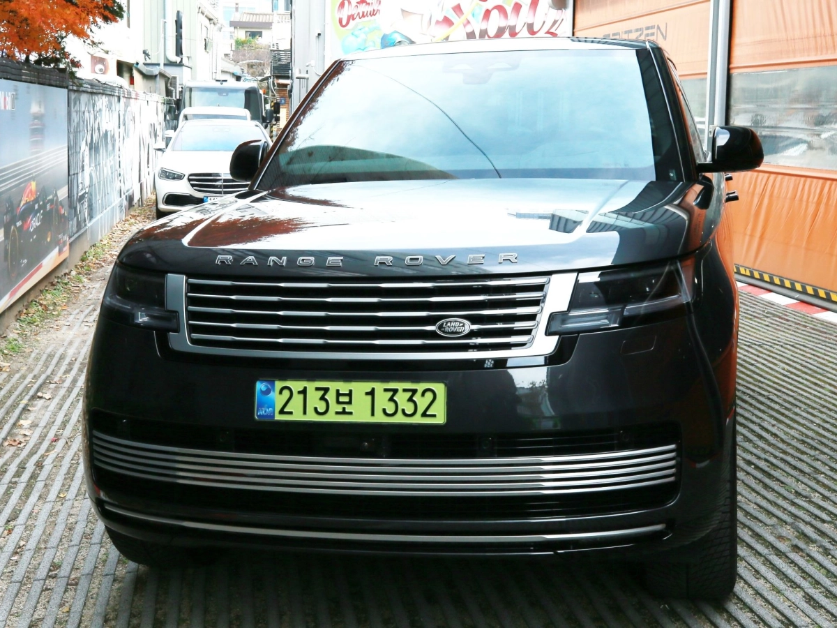 LAND ROVER RANGE ROVER  2024