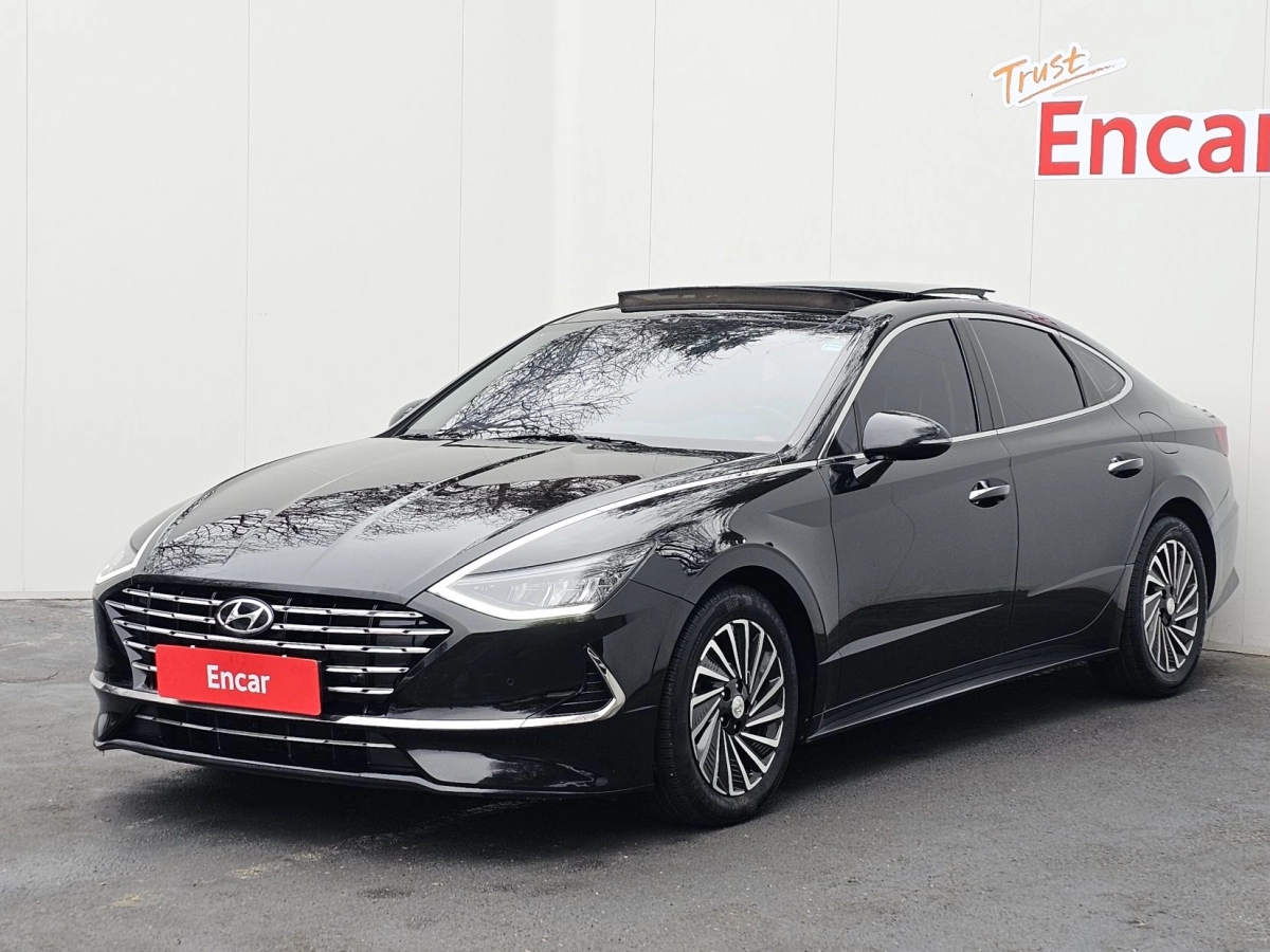 HYUNDAI SONATA HYBRID DN8  2020