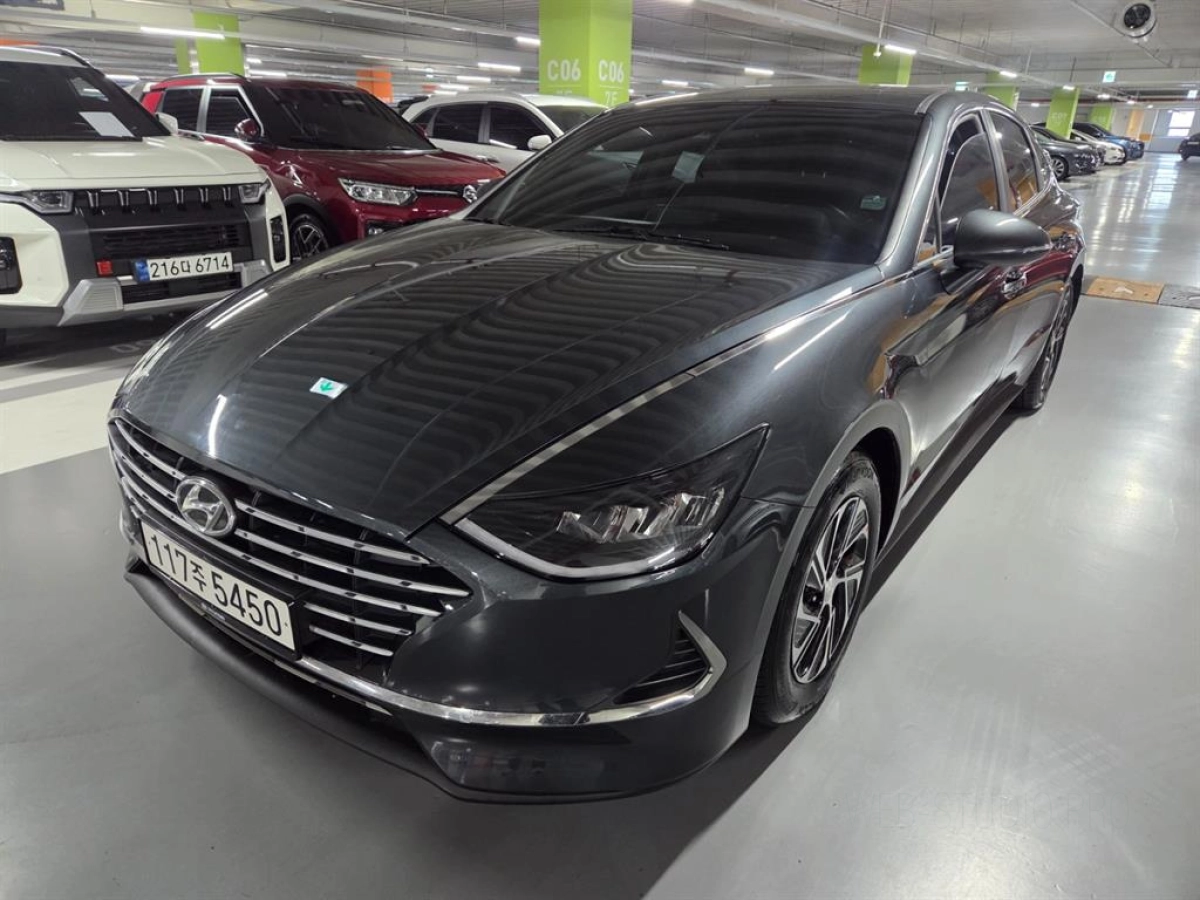HYUNDAI SONATA HYBRID DN8  2021