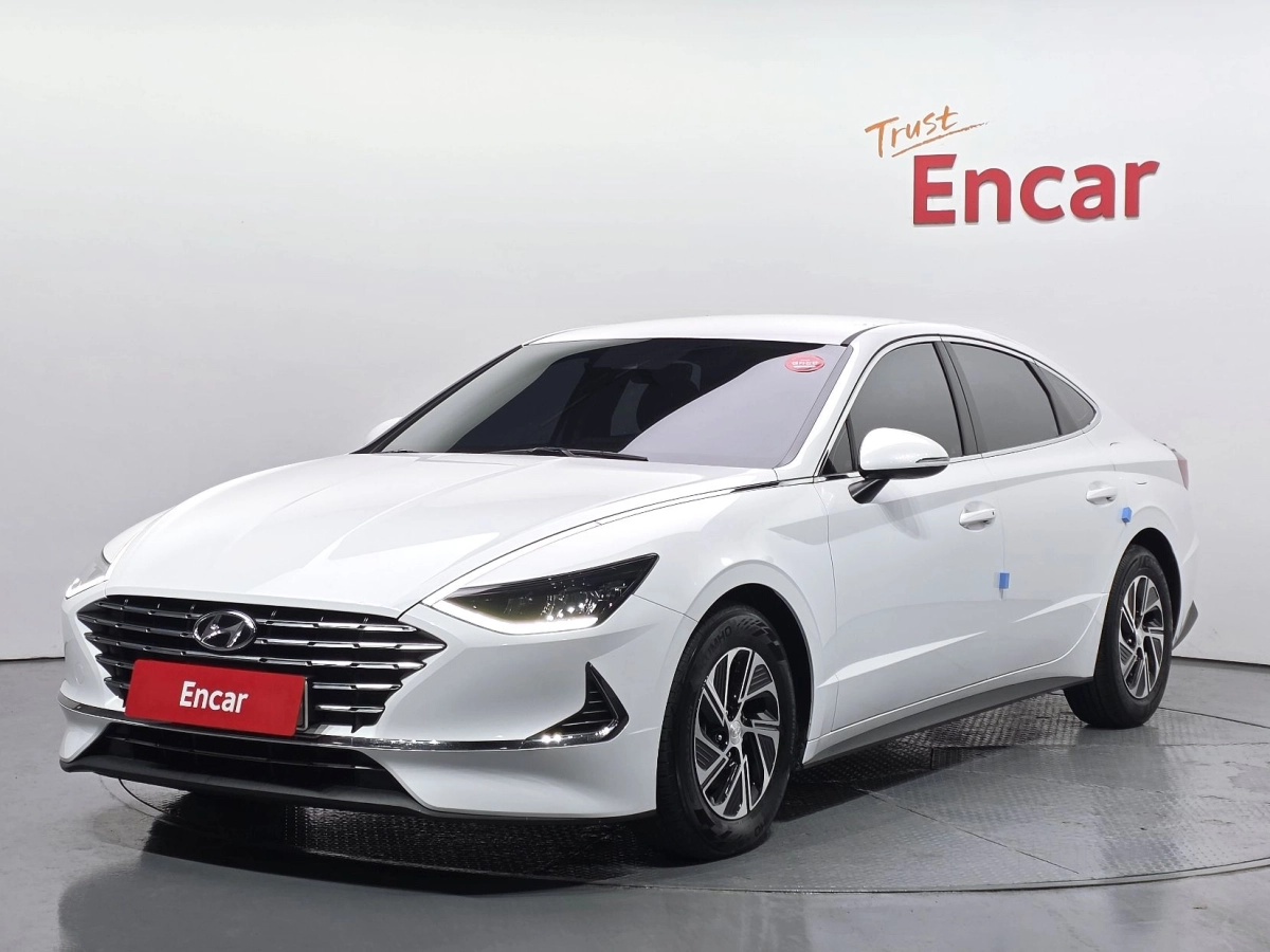 HYUNDAI SONATA HYBRID DN8