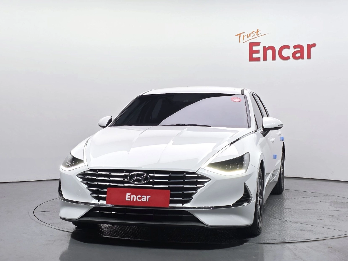 HYUNDAI SONATA HYBRID DN8