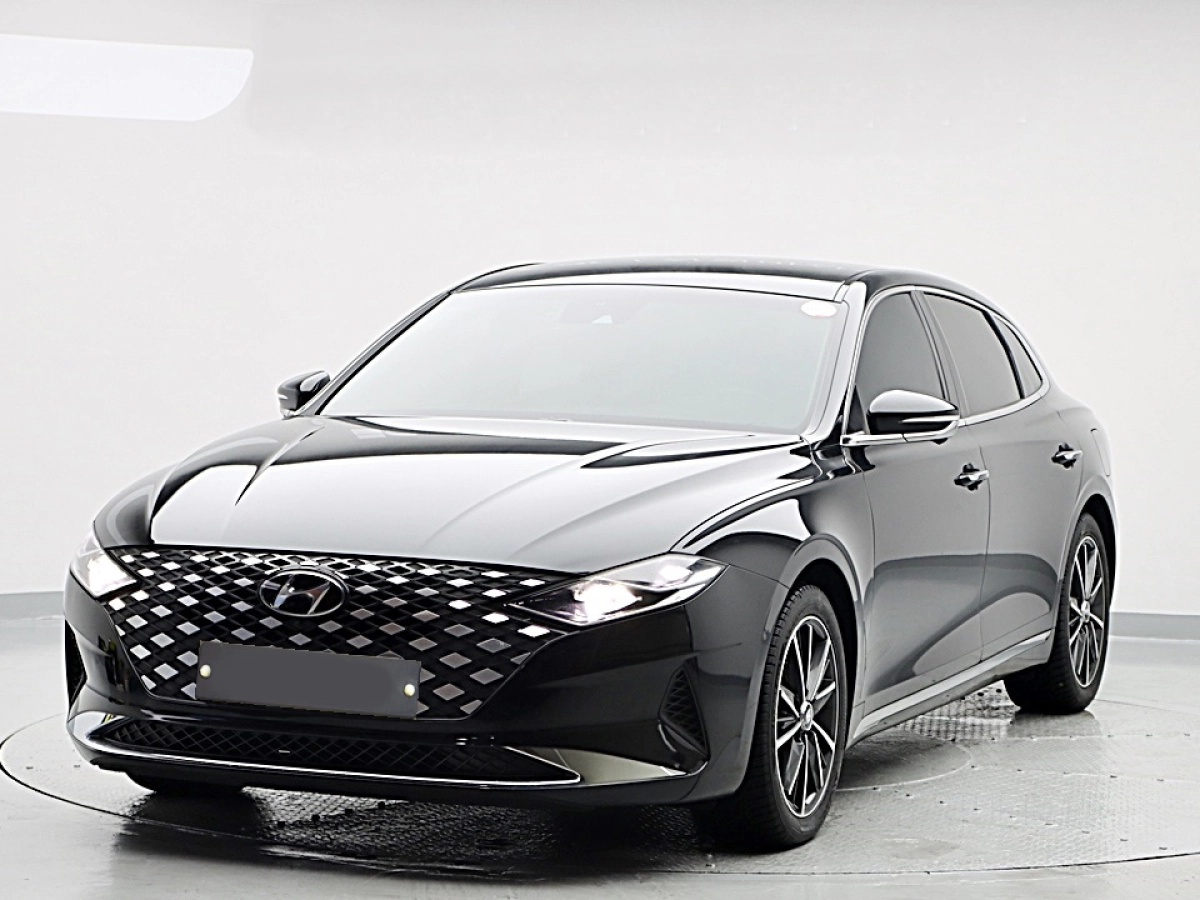 HYUNDAI GRANDEUR IG  2022