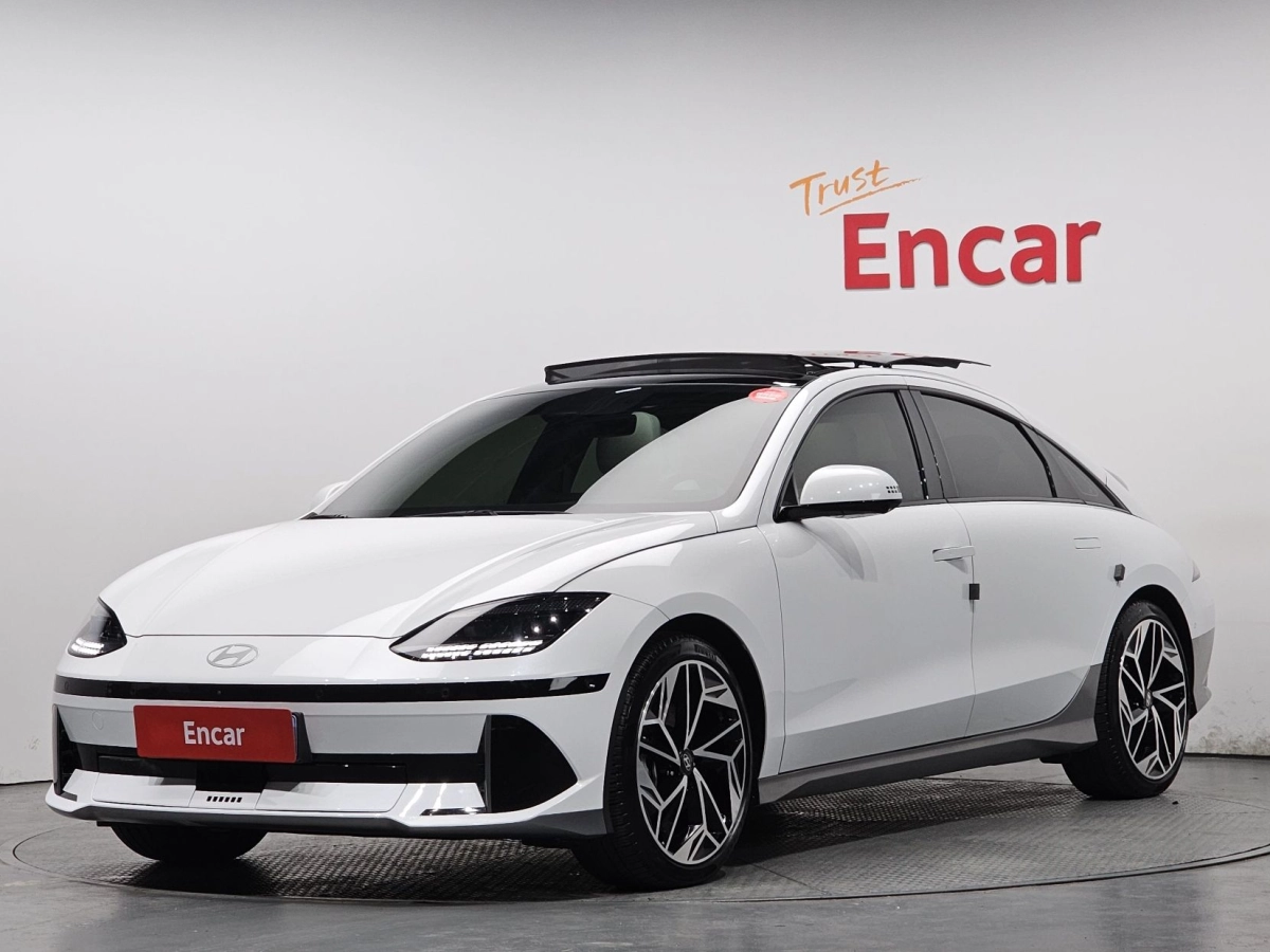 HYUNDAI IONIQ6  2024