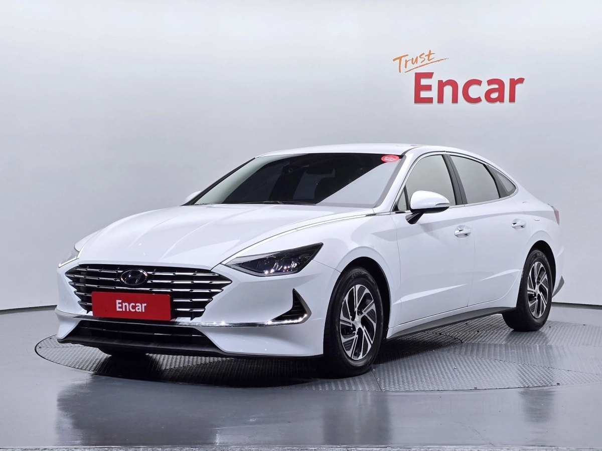HYUNDAI SONATA HYBRID DN8