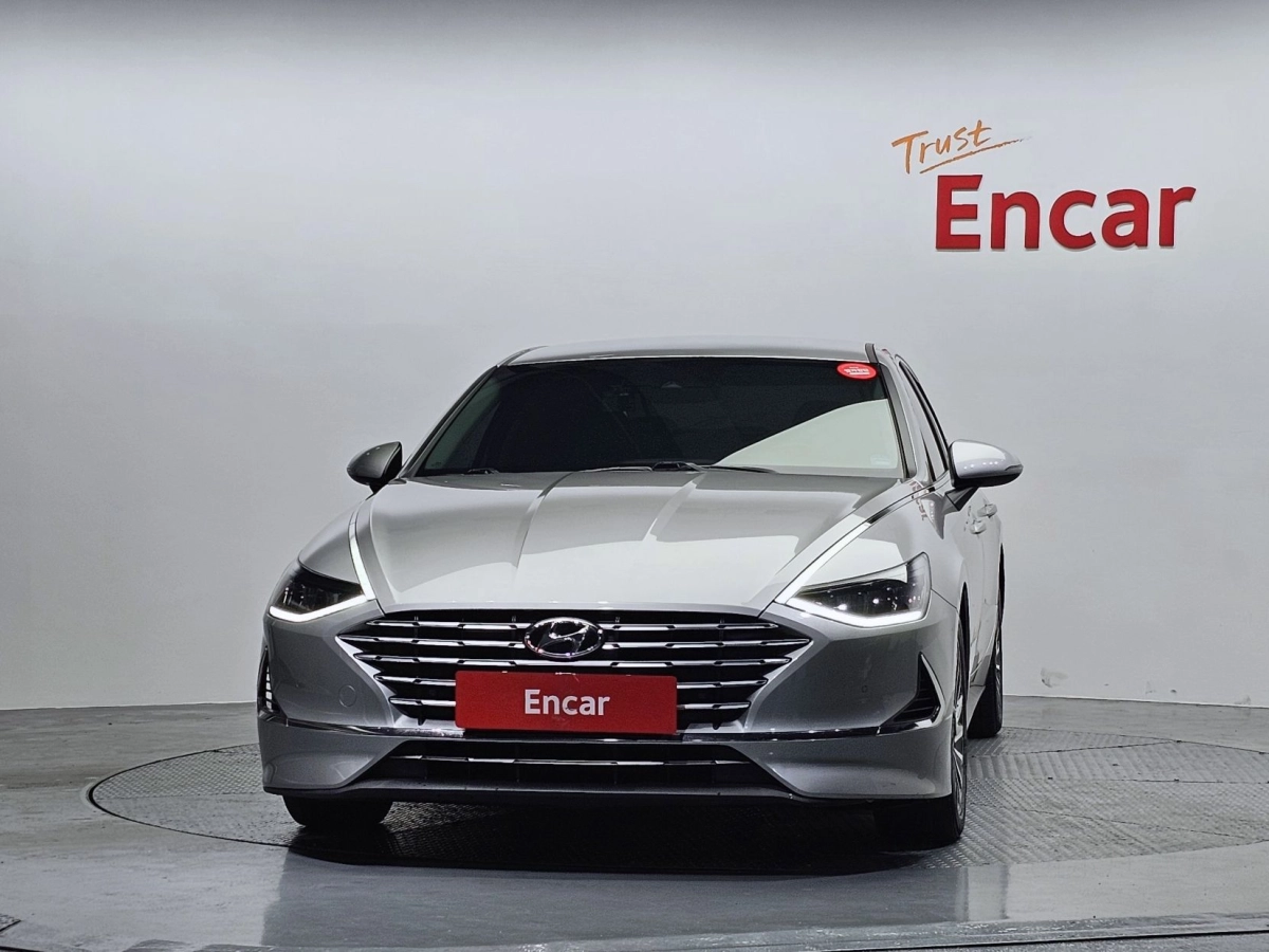 HYUNDAI SONATA HYBRID DN8