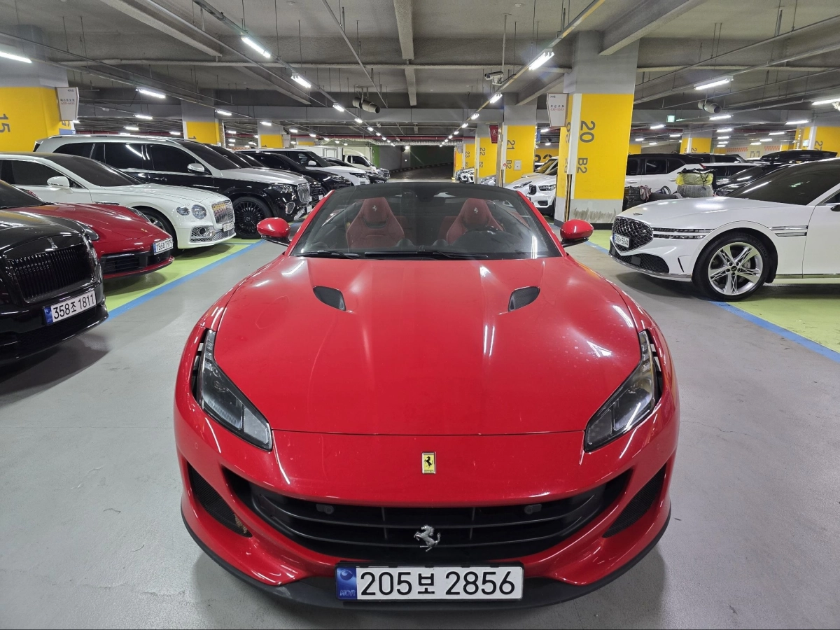 FERRARI PORTOFINO  2019
