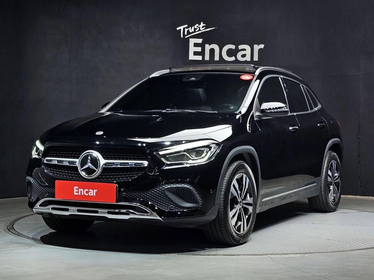 MERCEDES BENZ GLA-CLASS H247