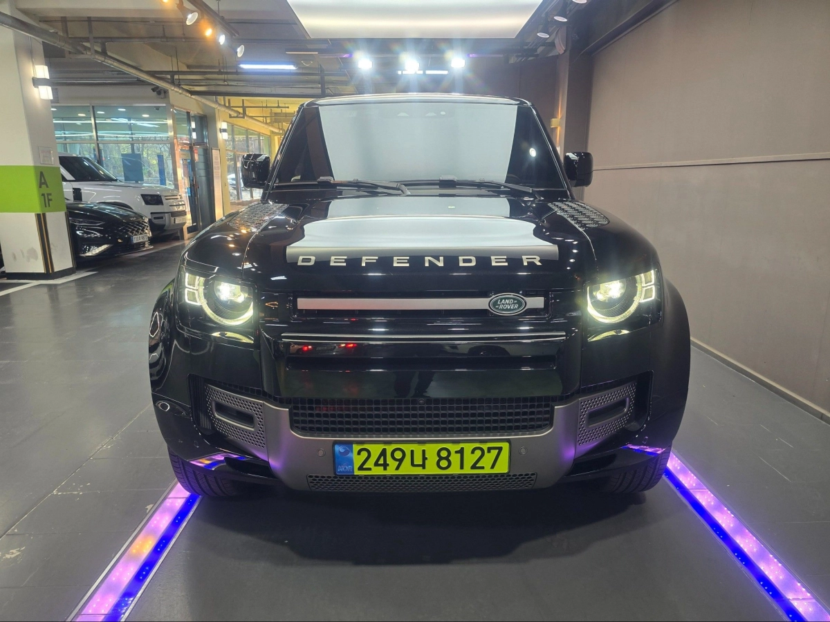 LAND ROVER DEFENDER L663 2025