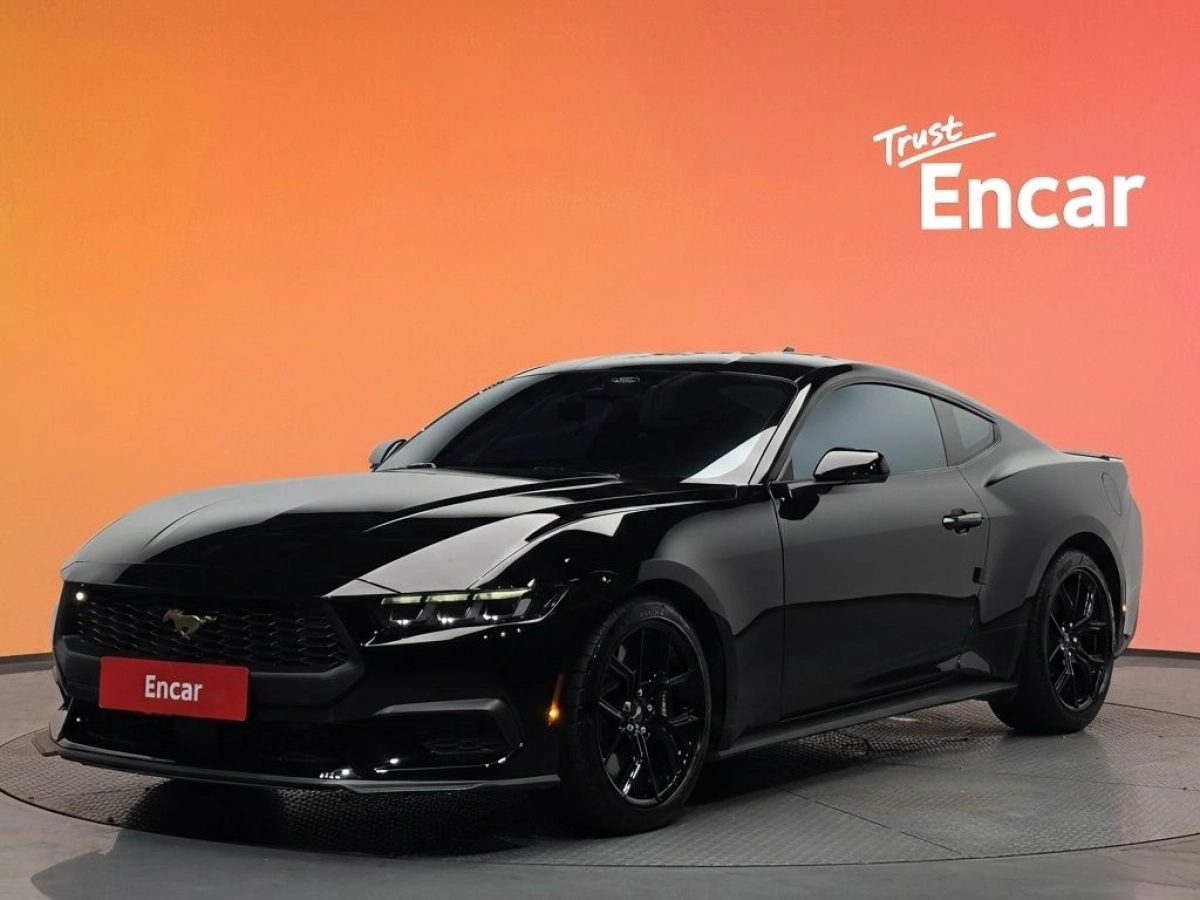 FORD MUSTANG  2024