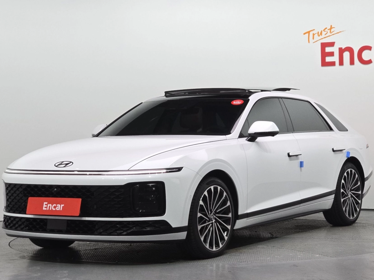 HYUNDAI GRANDEUR GN7  2025