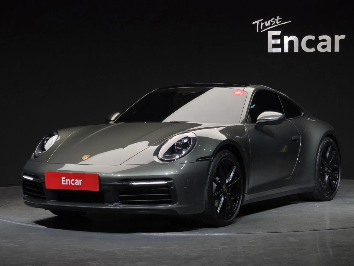 PORSCHE 911 992  2021