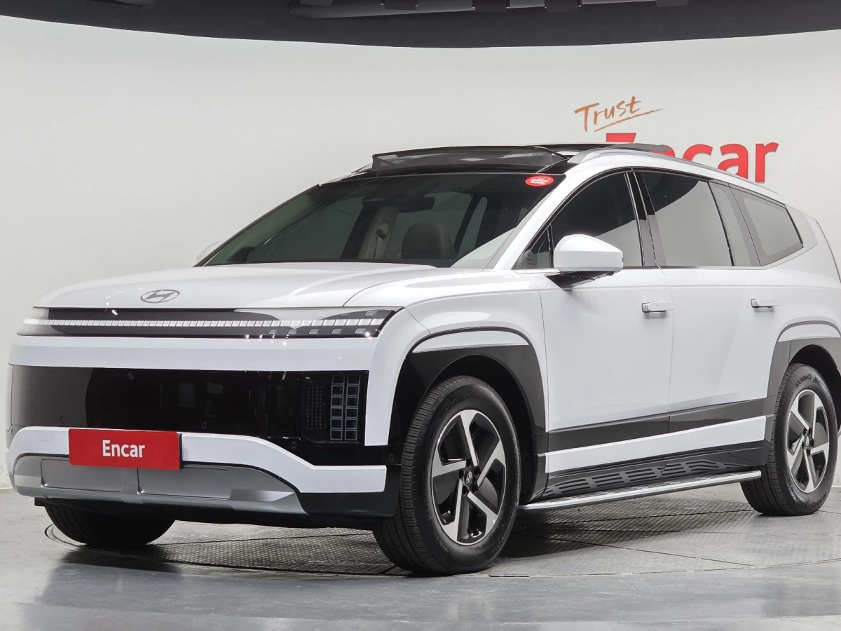 HYUNDAI IONIQ9  2025