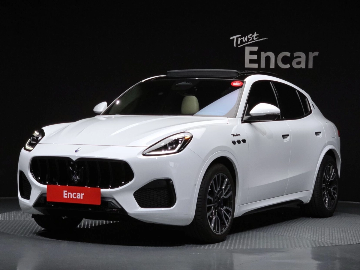 MASERATI GRECALE 2023