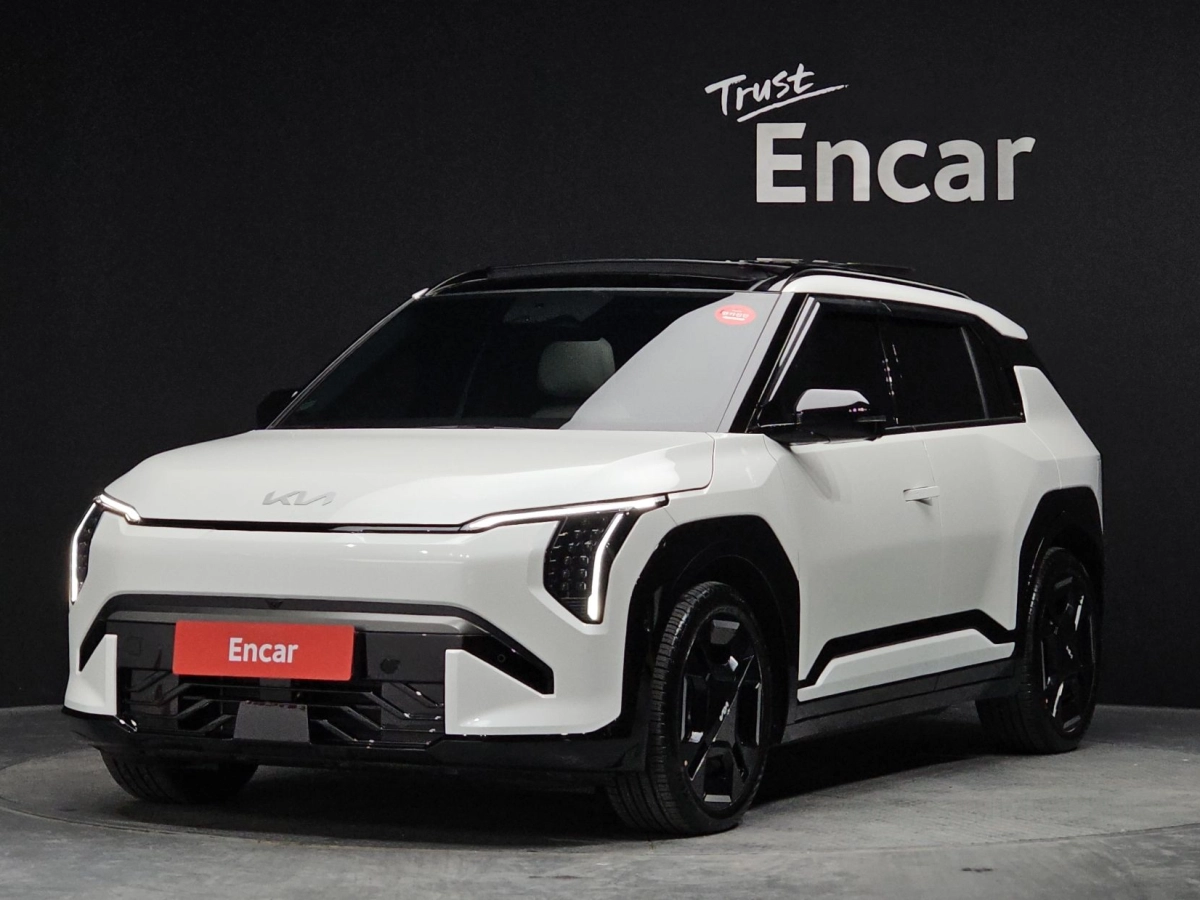 KIA EV3 2025