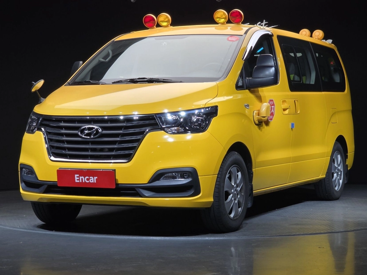 HYUNDAI STAREX GRAND