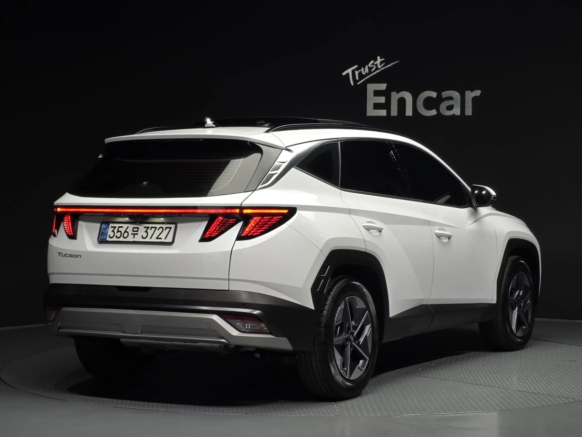 HYUNDAI TUCSON HYBRID NX4