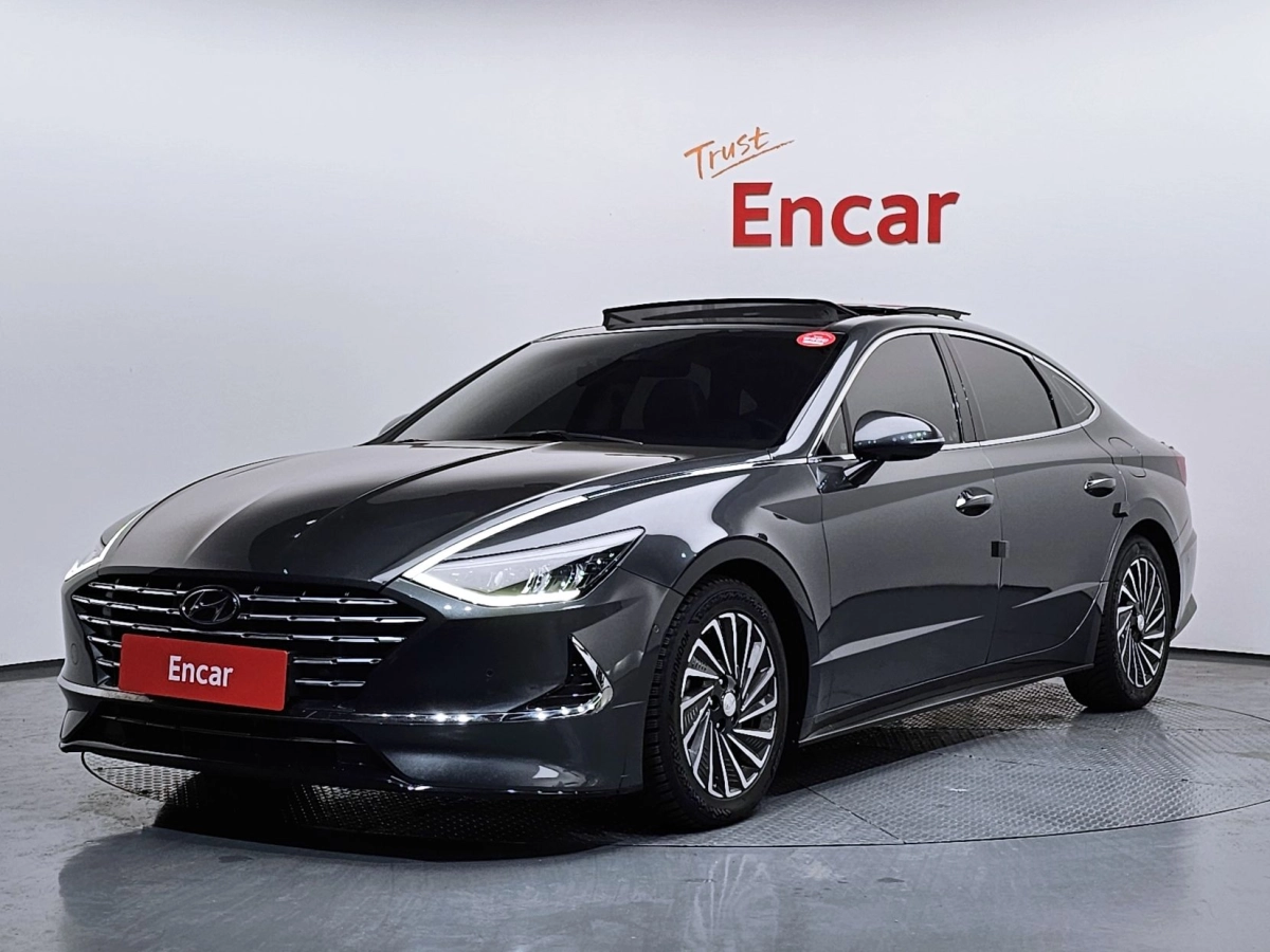 HYUNDAI SONATA HYBRID DN8