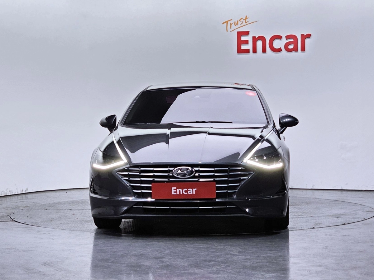 HYUNDAI SONATA HYBRID DN8