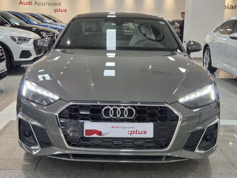 AUDI A5 F5  2024
