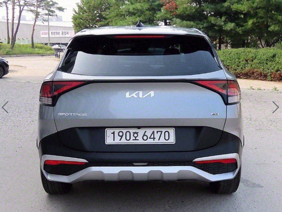 KIA SPORTAGE