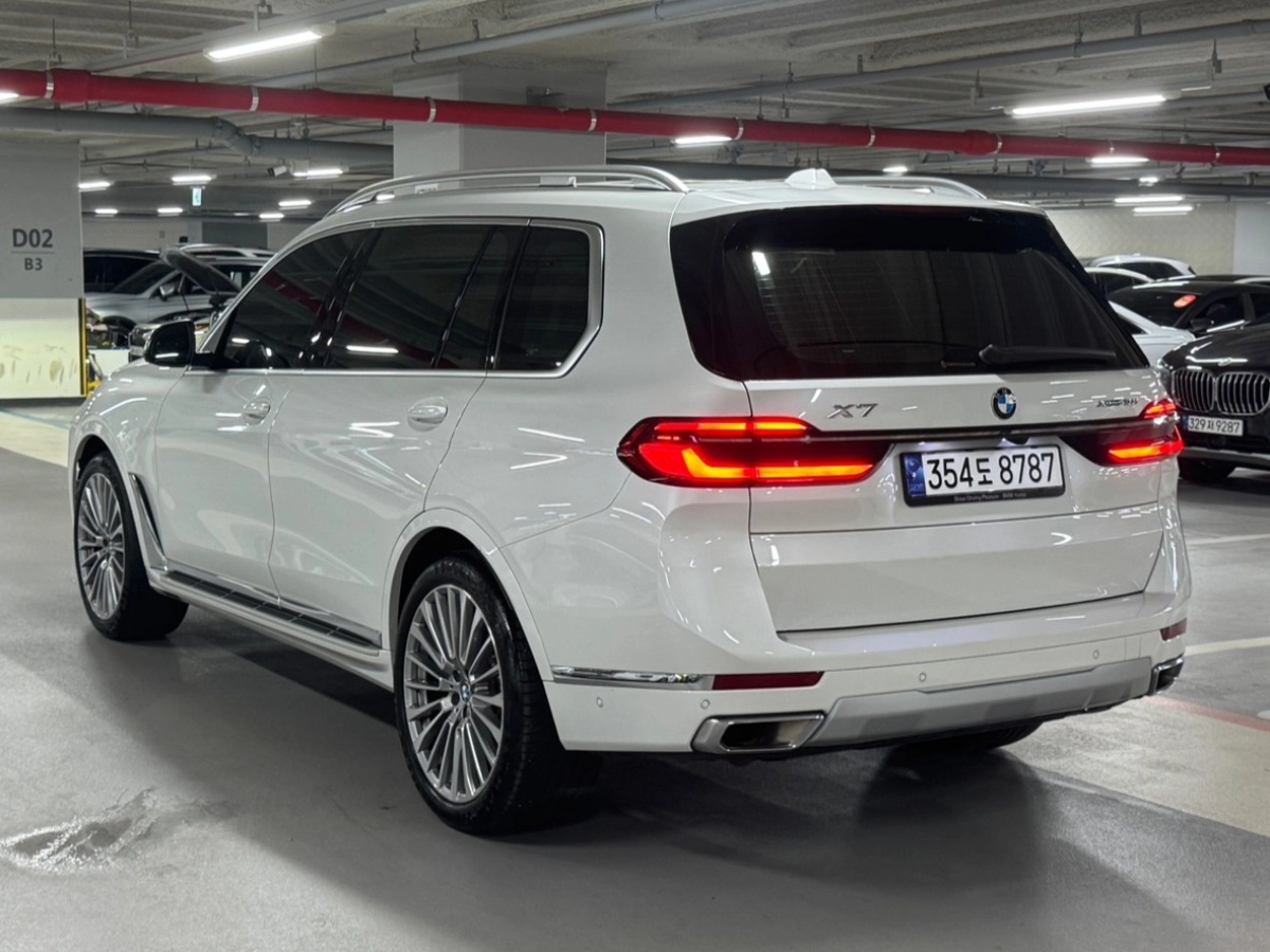 BMW X7 G07